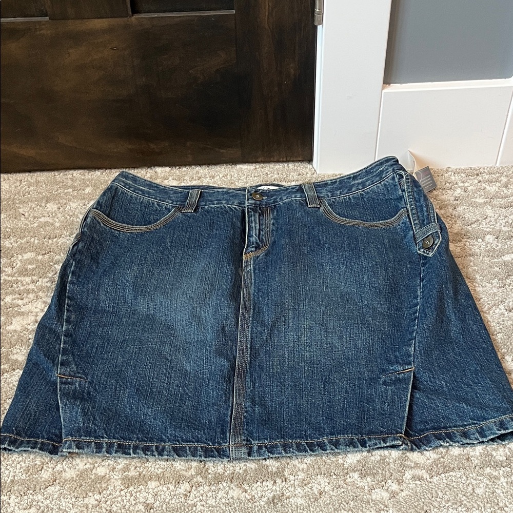 Vintage Tommy Hilfiger Dark Blue Denim skirt